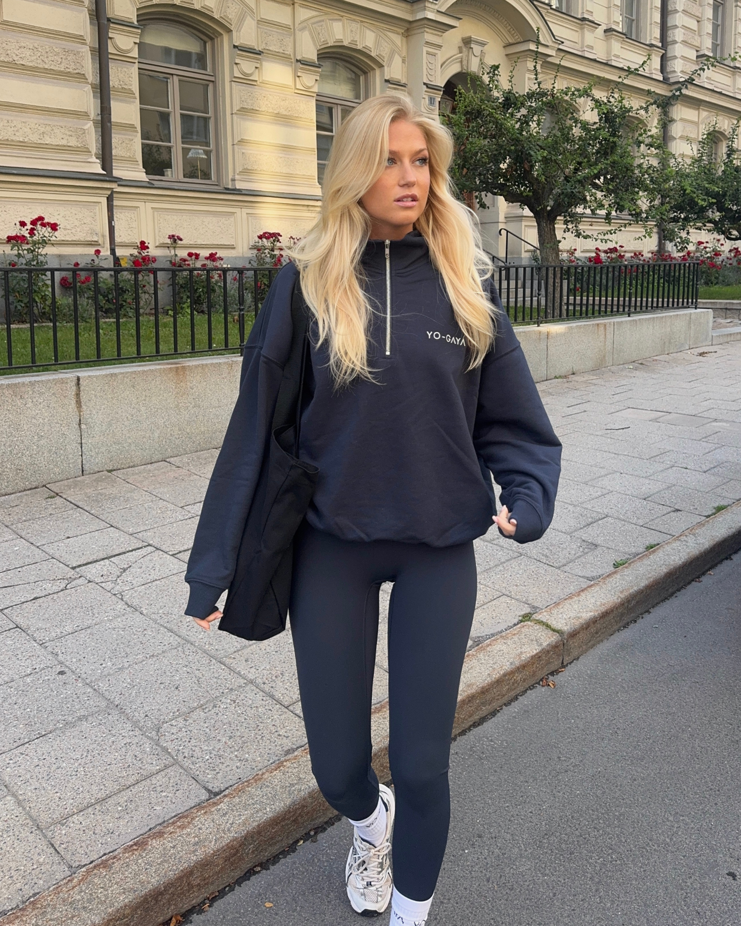 Quarter Zip Pullover - Deep Ocean Blue